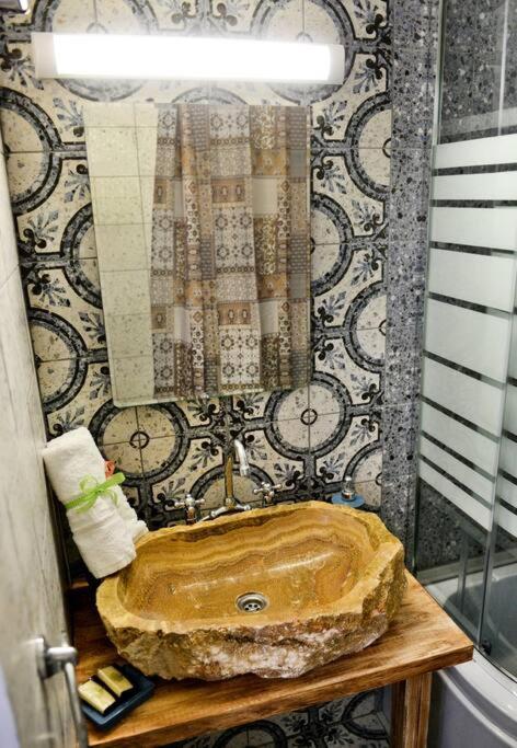 Meandros Suite In Old Town Rhodes City Exterior photo